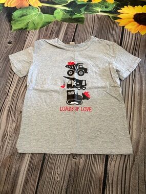 SHEIN Gray Kids Short Sleeve Tee with Black & Red Construction Trucks